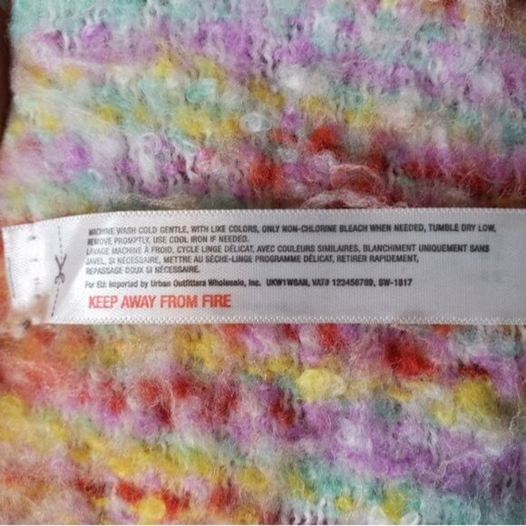 Anthropologie Multicolor Super Soft Fringe Ends Wrap/Scarf - Picture 3 of 5
